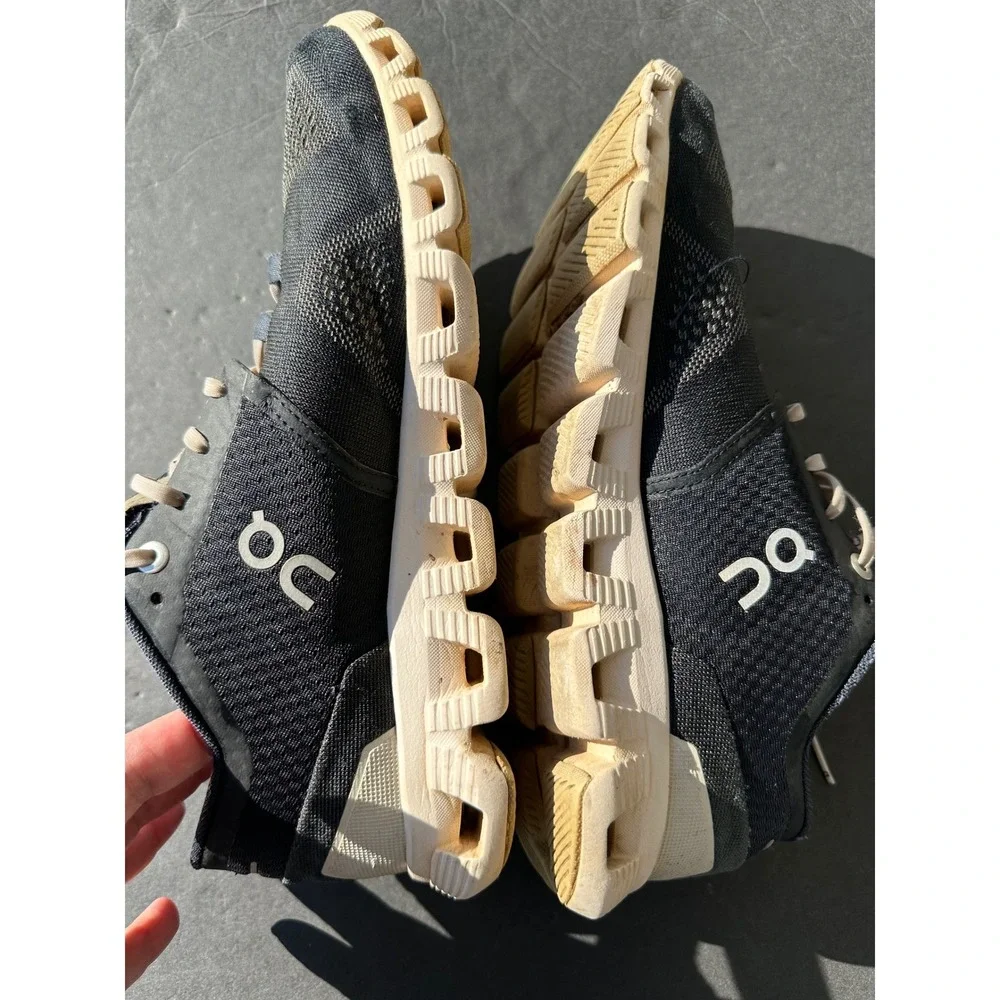 On Cloud X Women's Running Shoes Black‎ White Swiss Engineering Sneakers Size 9